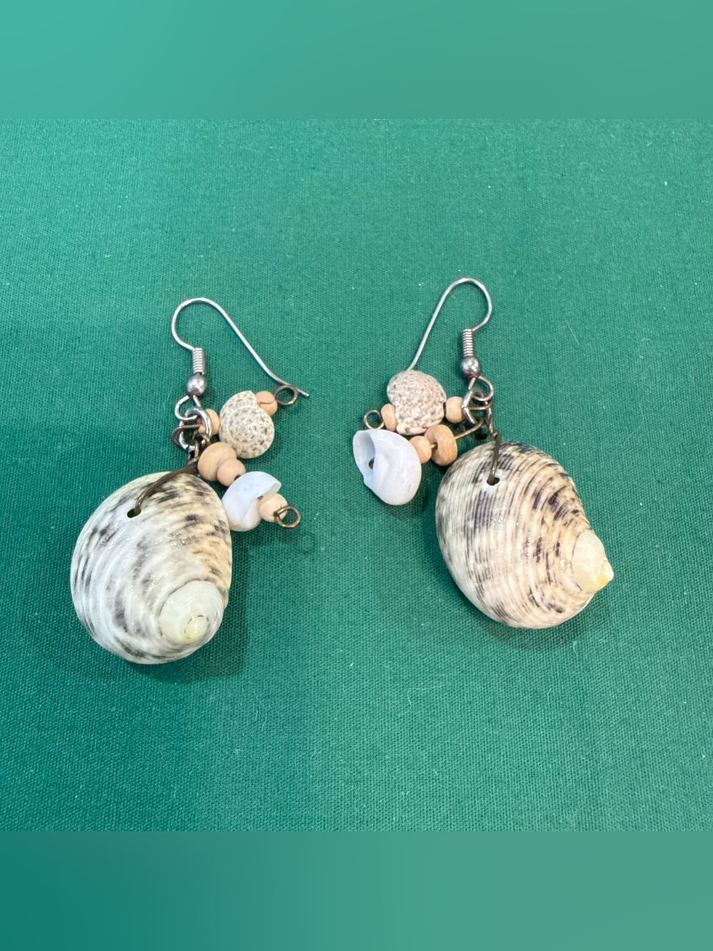 Seashell Drop Earrings with Natural Accents - White and Tan. 114F